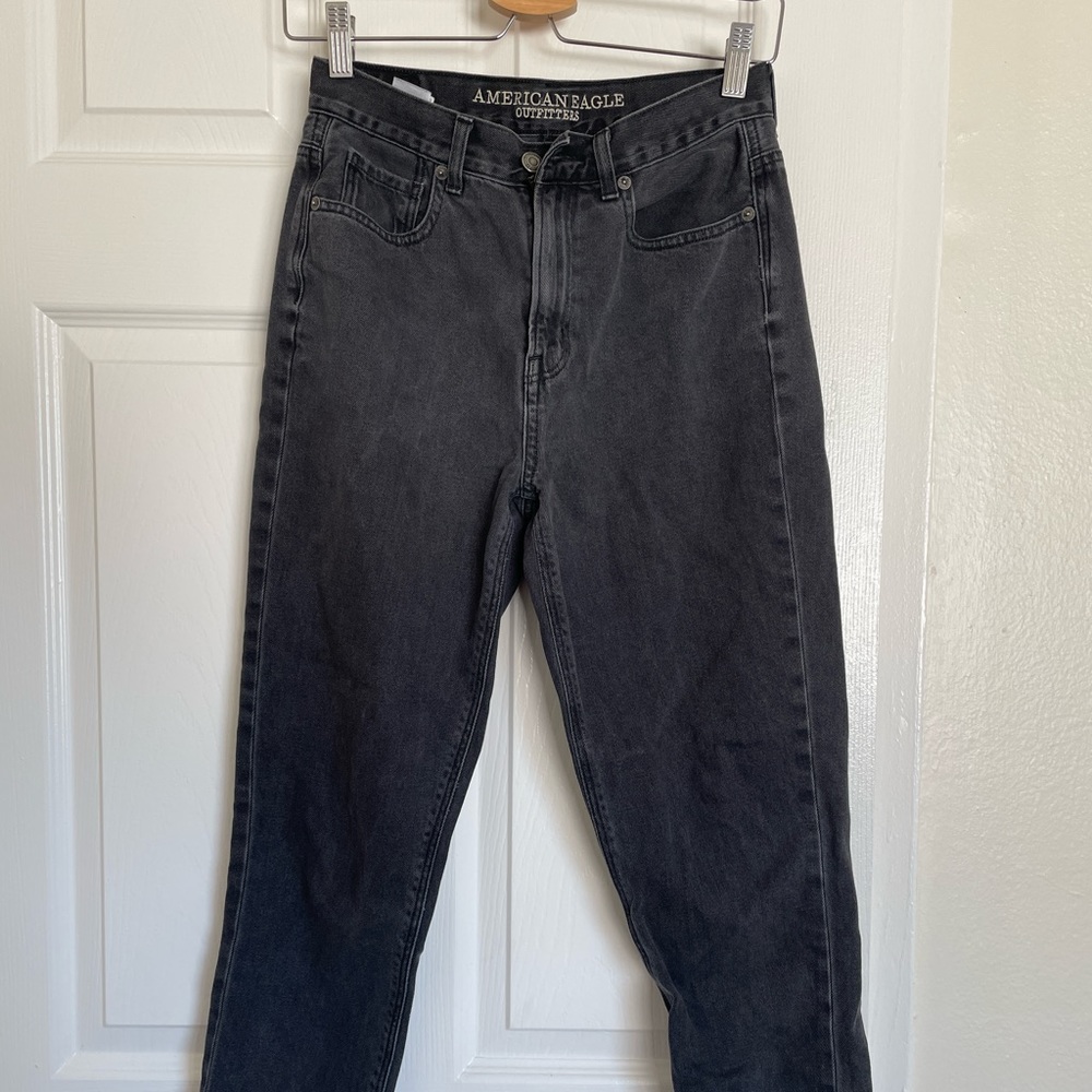 american eagle mom jeans